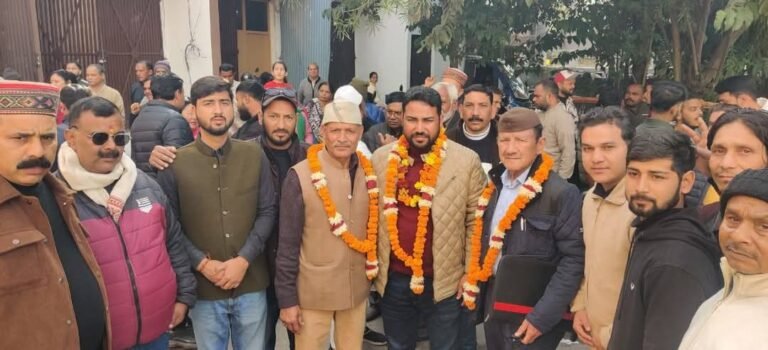 मालसी वार्ड से कांग्रेस प्रत्याशी बोहरा ने किया नामांकन