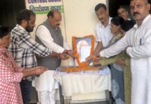 पंडित नारायण दत्त तिवारी की जयंती एवं पुण्यतिथि पर लालचंद शर्मा ने दी श्रद्धांजलि