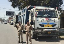 ओवरलोड खनन सामग्री से भरे सात डंपर सीज