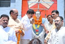पूर्व प्रधानमंत्री राजीव गांधी को कांग्रेसजनों की श्रद्धांजलि
