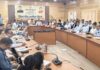 कैबिनेट मंत्री चौधरी ने की विकास योजनाओं की समीक्षा, अधिकारियों को दिए प्रभावी क्रियान्वयन के निर्देश