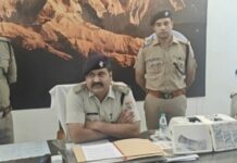 नकली करेंसी के नेटवर्क का भंडाफोड़: दो आरोपी गिरफ्तार 1.10 लाख की जाली मुद्रा और प्रिंटर बरामद