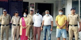 MDDA सीलिंग के दौरान बीच सड़क पर दो पक्षों में मारपीट, महिला समेत चार गिरफ्तार