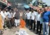 UPI पर 0.4 प्रतिशत MDR का विरोध, व्यापारियों ने कांग्रेस नेताओं संग फूंका केंद्र सरकार का पुतला